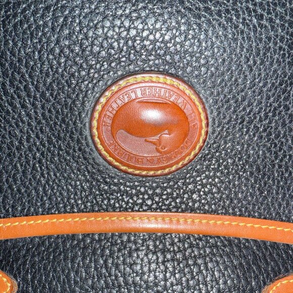 Vintage Dooney & Bourke Pebbled Leather Shoulder Bag Purse Black Tan - Picture 3 of 14